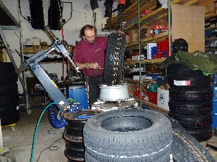 Reifenservice_ Reifenservice_